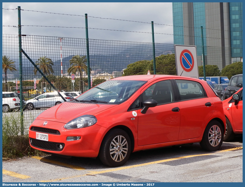 VF 27370
Corpo Nazionale Vigili del Fuoco
Nucleo Elicotteri
Fiat Punto IV serie
Parole chiave: VF;V.F.;VVF;V.V.F.;Corpo;Nazionale;Vigili del Fuoco;Vigili;Fuoco;Elicotteri;Fiat;Punto