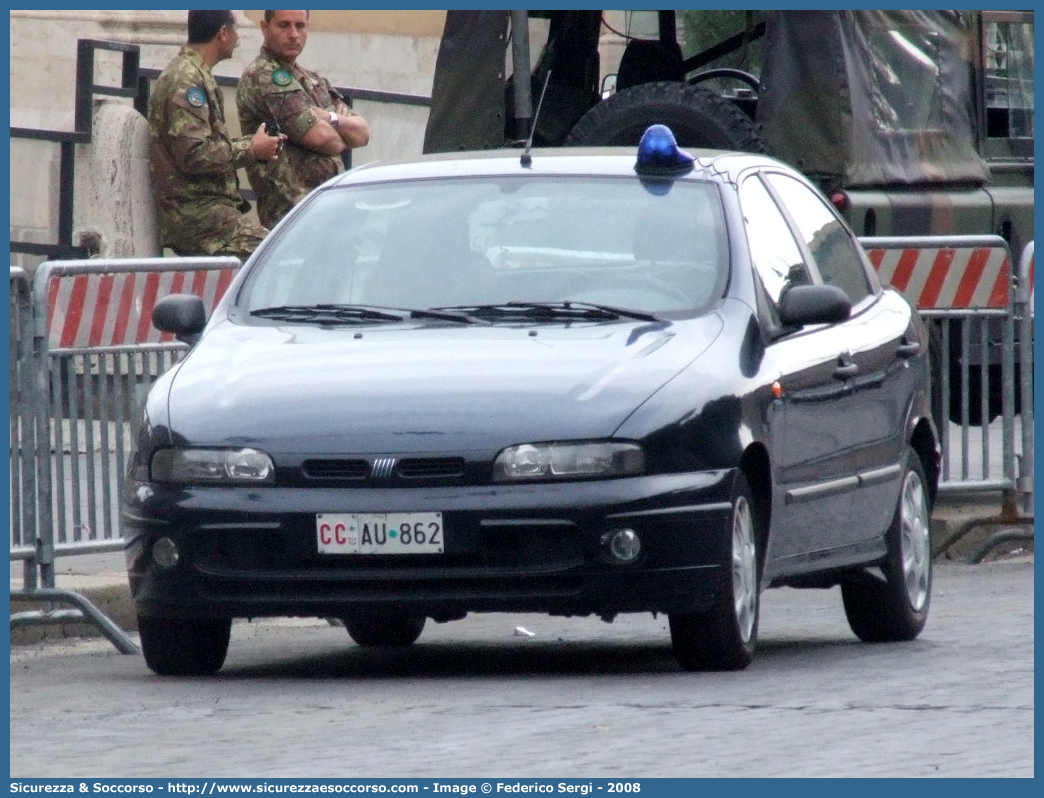 CC AU862
Arma dei Carabinieri
Fiat Brava
Parole chiave: CC;C.C.;Arma;dei;Carabinieri;Fiat;Brava