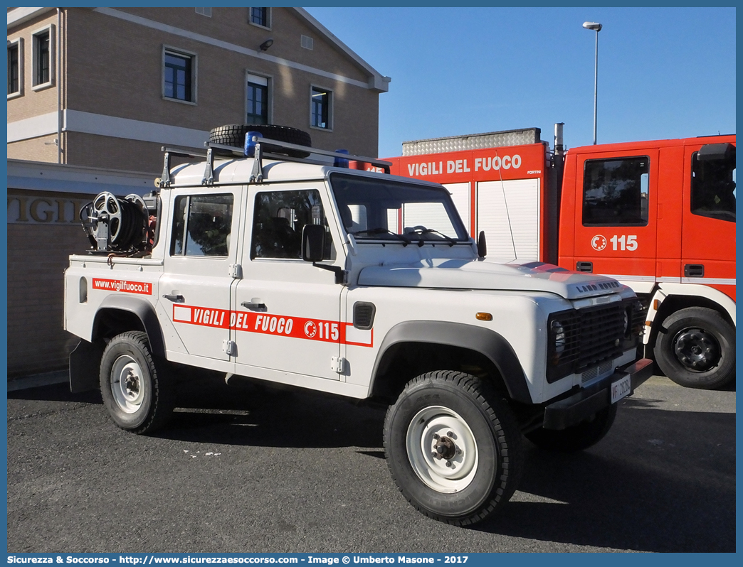 VF 28284
Corpo Nazionale Vigili del Fuoco
Land Rover Defender 110
Parole chiave: VF;VVF;V.F.;V.V.F.;Corpo;Nazionale;Vigili del Fuoco;Vigili;Fuoco;Land Rover;Defender;110