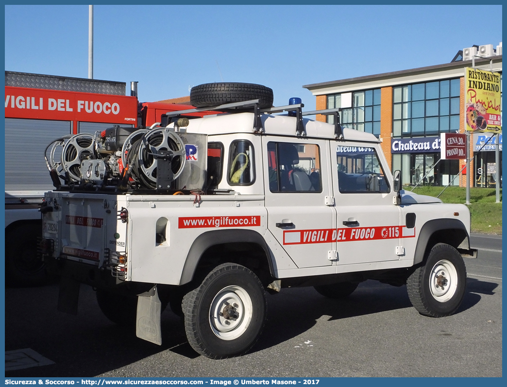 VF 28284
Corpo Nazionale Vigili del Fuoco
Land Rover Defender 110
Parole chiave: VF;VVF;V.F.;V.V.F.;Corpo;Nazionale;Vigili del Fuoco;Vigili;Fuoco;Land Rover;Defender;110