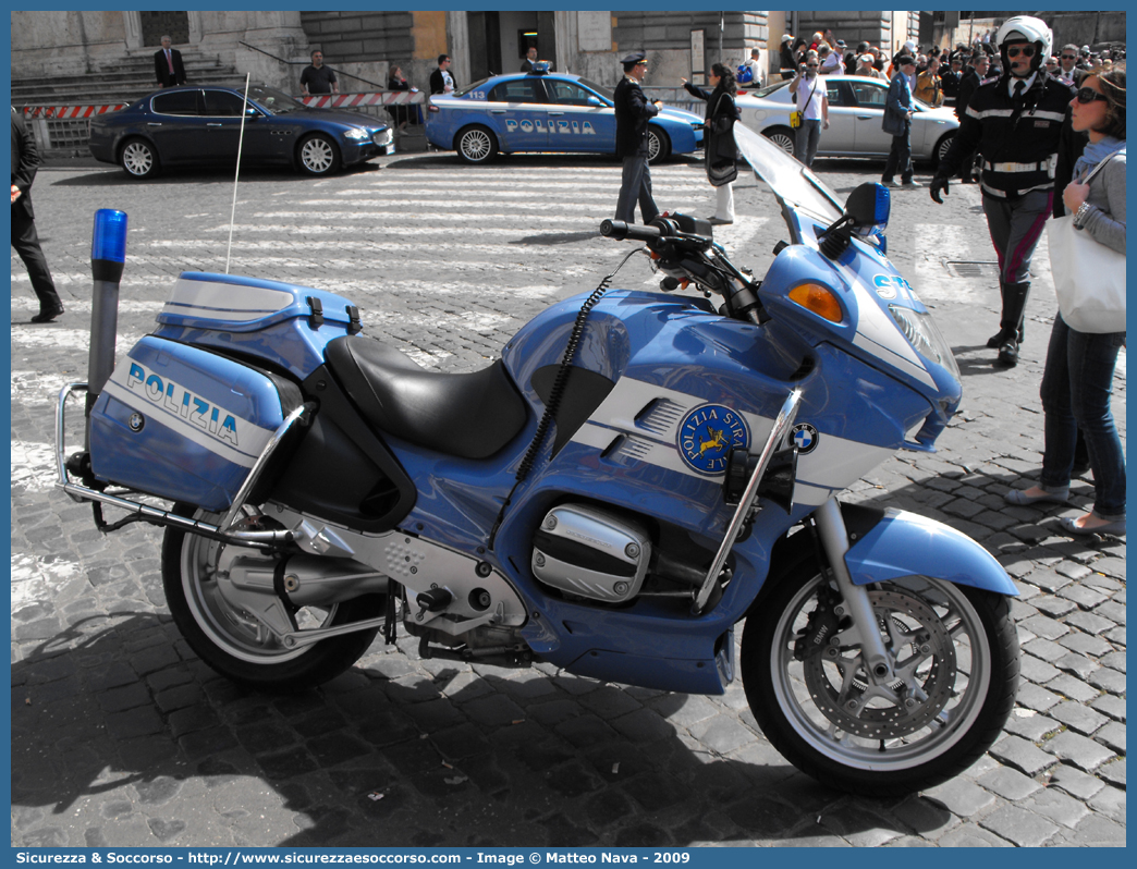 -
Polizia di Stato
Polizia Stradale
Bmw R850RT II serie
Parole chiave: Polizia di Stato;Polizia;PS;Polizia Stradale;BMW;R850;RT