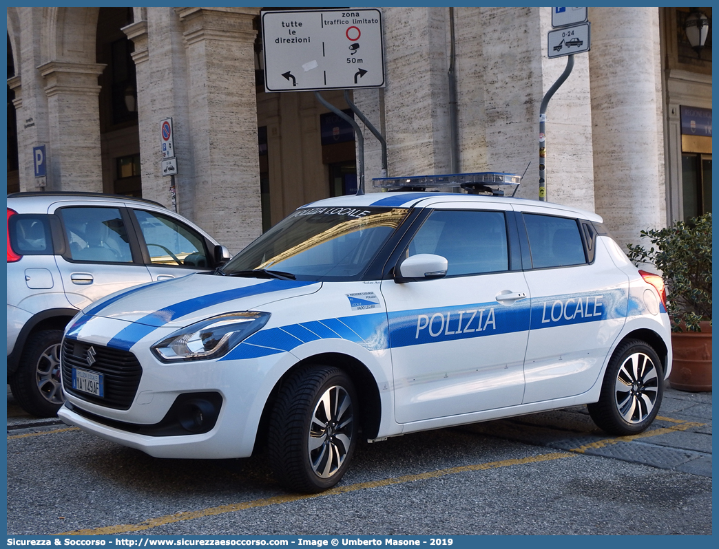 Polizia Locale YA149AF
Polizia Locale
Comune di Vado Ligure
Suzuki Swift VI serie
Parole chiave: Polizia;Locale;Municipale;Vado Ligure;Suzuki;Swift;YA149AF;YA 149 AF