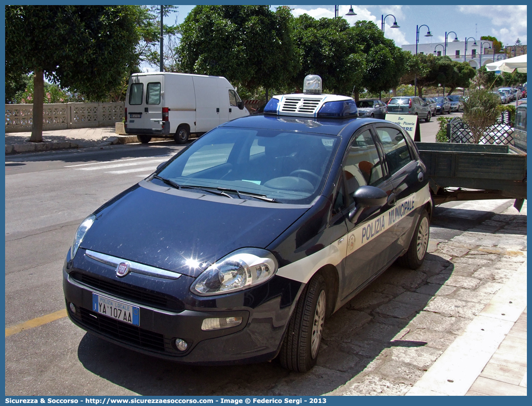 Polizia Locale YA107AA
Polizia Locale
Comune di Santa Cesarea Terme
Fiat Punto Evo
Parole chiave: Polizia;Locale;Municipale;Santa Cesarea Terme;Fiat;Punto;Evo;YA107AA;YA 107 AA