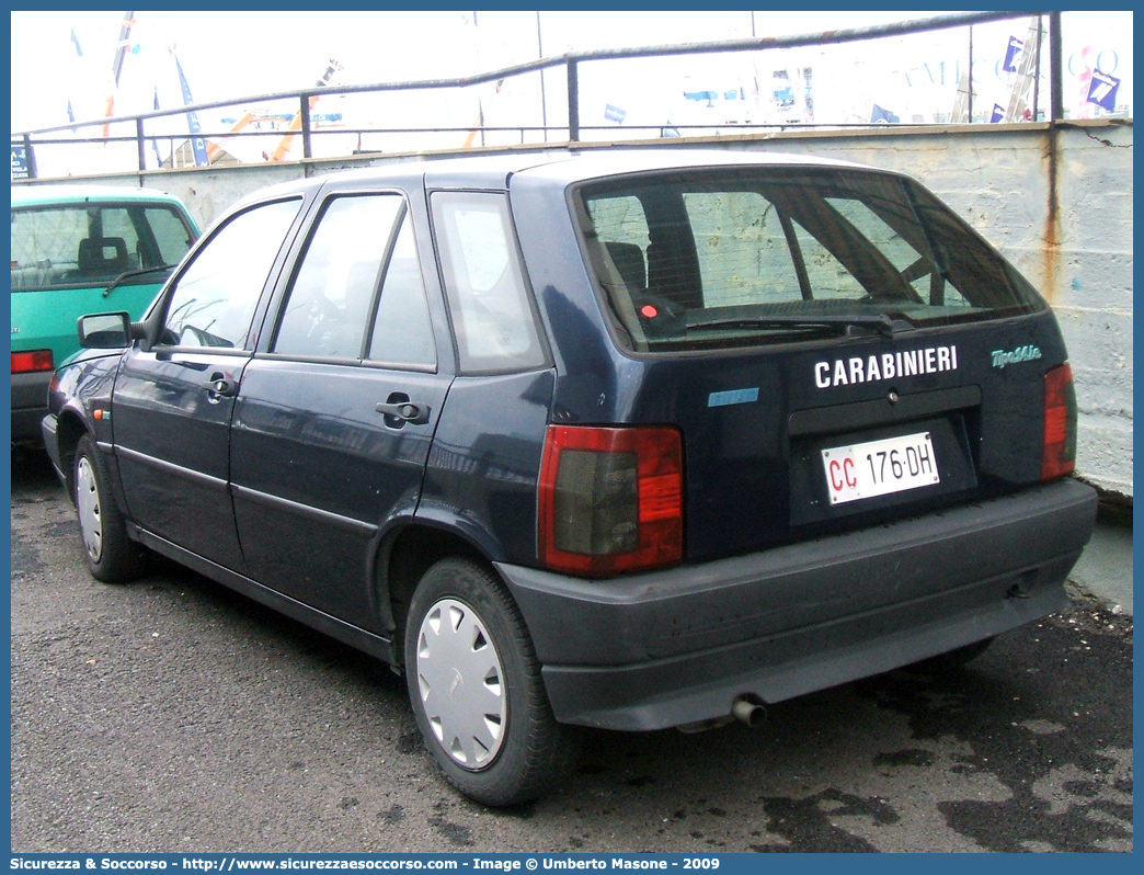 CC 176DH
Arma dei Carabinieri
Fiat Tipo II serie
Parole chiave: CC;C.C.;Arma;dei;Carabinieri;Fiat;Tipo