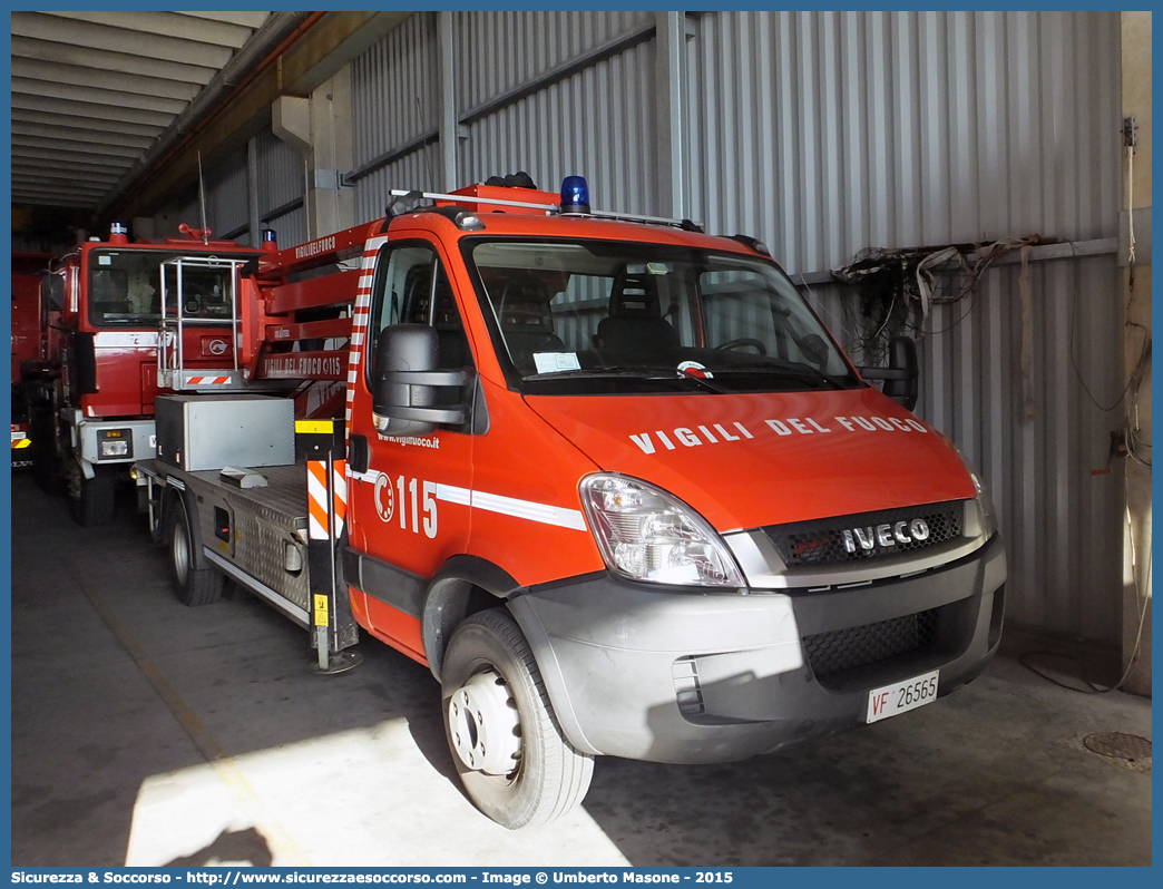 VF 26565
Corpo Nazionale Vigili del Fuoco
Iveco Daily IV serie restyling
Allestitore Oil & Steel S.p.A.
Parole chiave: VF;V.F.;VVF;V.V.F.;Corpo;Nazionale;Vigili del Fuoco;Vigili;Fuoco;Snorkel;Iveco;Daily;Oil&Steel;Oil & Steel