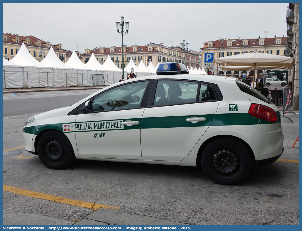 Polizia Locale YA663AD
Polizia Municipale
Comune di Cuneo
Fiat Nuova Bravo
Parole chiave: PL;P.L.;PM;P.M.;Polizia;Locale;Municipale;Cuneo;Fiat;Nuova Bravo;YA663AD;YA 663 AD