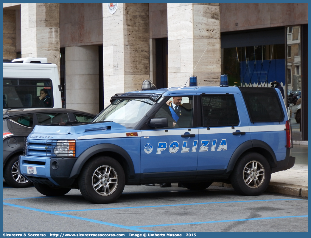 Polizia H0054
Polizia di Stato
Reparto Mobile
Land Rover Discovery 3
Allestitore Carrozzeria Marazzi S.p.A.
Parole chiave: PS;P.S.;Polizia di Stato;Reparto;Mobile;Ordine;Pubblico;Land Rover;Discovery;3;Marazzi