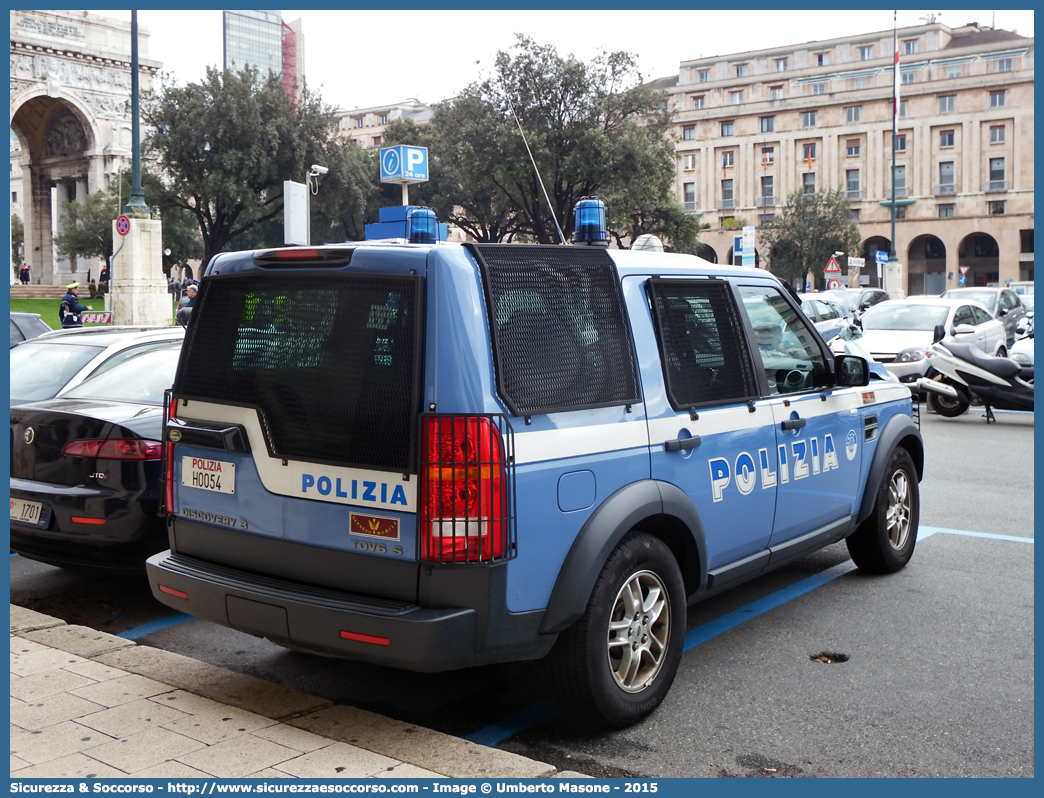 Polizia H0054
Polizia di Stato
Reparto Mobile
Land Rover Discovery 3
Allestitore Carrozzeria Marazzi S.p.A.
Parole chiave: PS;P.S.;Polizia di Stato;Reparto;Mobile;Ordine;Pubblico;Land Rover;Discovery;3;Marazzi