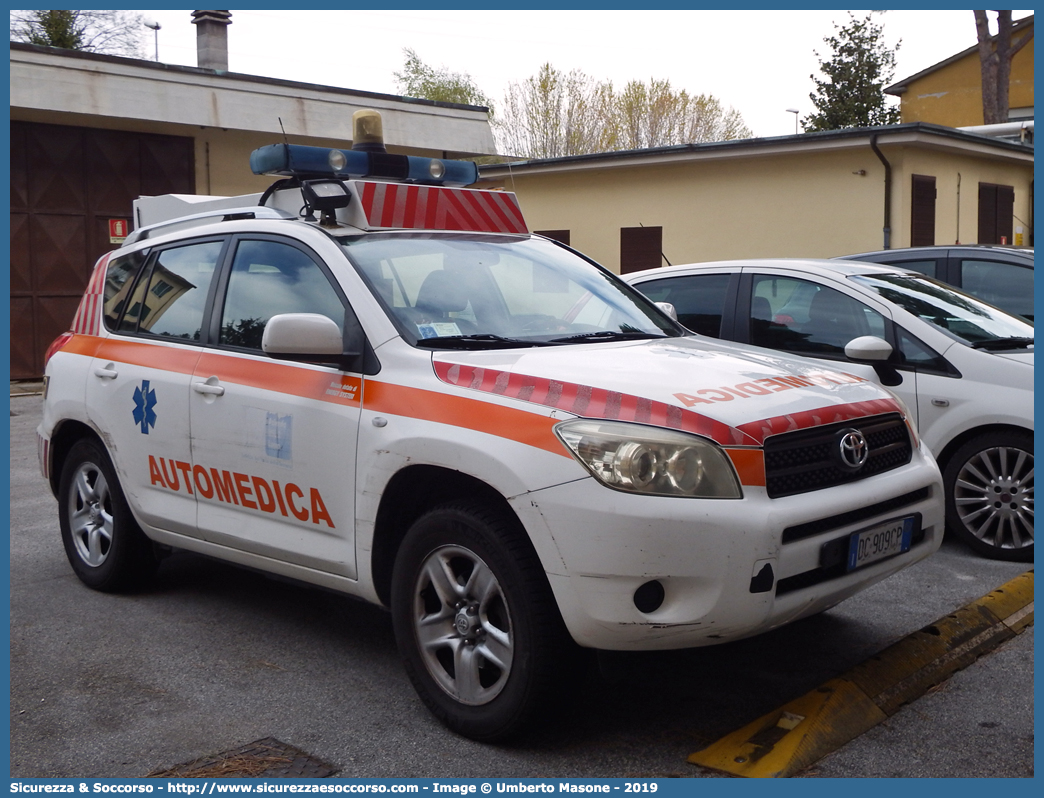 -
118 Lucca Soccorso
Toyota Rav4 III serie
Allestitore Orion S.r.l.
Parole chiave: 118;Lucca;Soccorso;Automedica;Automedicalizzata;Auto Medica;Auto Medicalizzata;Toyota;Rav4;Rav 4;Orion