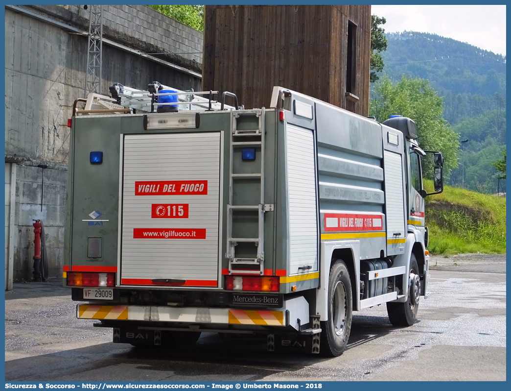 VF 29009
Corpo Nazionale Vigili del Fuoco
Servizio Antincendio Boschivo
Mercedes Benz Atego 1828 I serie restyling
Allestitore BAI S.r.l.
Ricondizionato Fortini S.r.l.
Parole chiave: Corpo;Nazionale;Vigili del Fuoco;Vigili;Fuoco;ABP;A.B.P.;AutoBottePompa;AIB;A.I.B.;Servizio;Antincendio;Boschivo;Mercedes Benz;Atego;1828;BAI;B.A.I.;Fortini