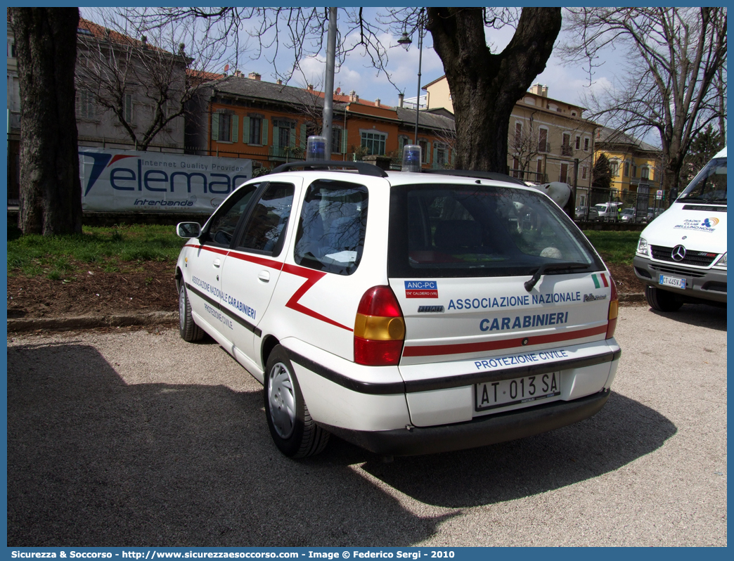 -
Associazione Nazionale Carabinieri
Caldiero (iPn 174)
Fiat Palio Weekend I serie
Parole chiave: Associazione;Nazionale;Carabinieri;ANC;A.N.C.;Caldiero;Fiat;Palio;Weekend;Week End