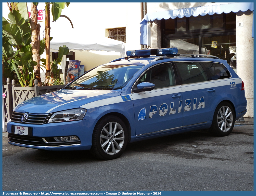 Polizia H9619
Polizia di Stato
Polizia Stradale
Autostrada dei Fiori S.p.A.
Volkswagen Passat Variant V serie
Parole chiave: Polizia Stradale;Autostrada dei Fiori S.p.A.;Volkswagen;Passat;Variant;SW;S.W.;Station;Wagon;H9619;H 9619