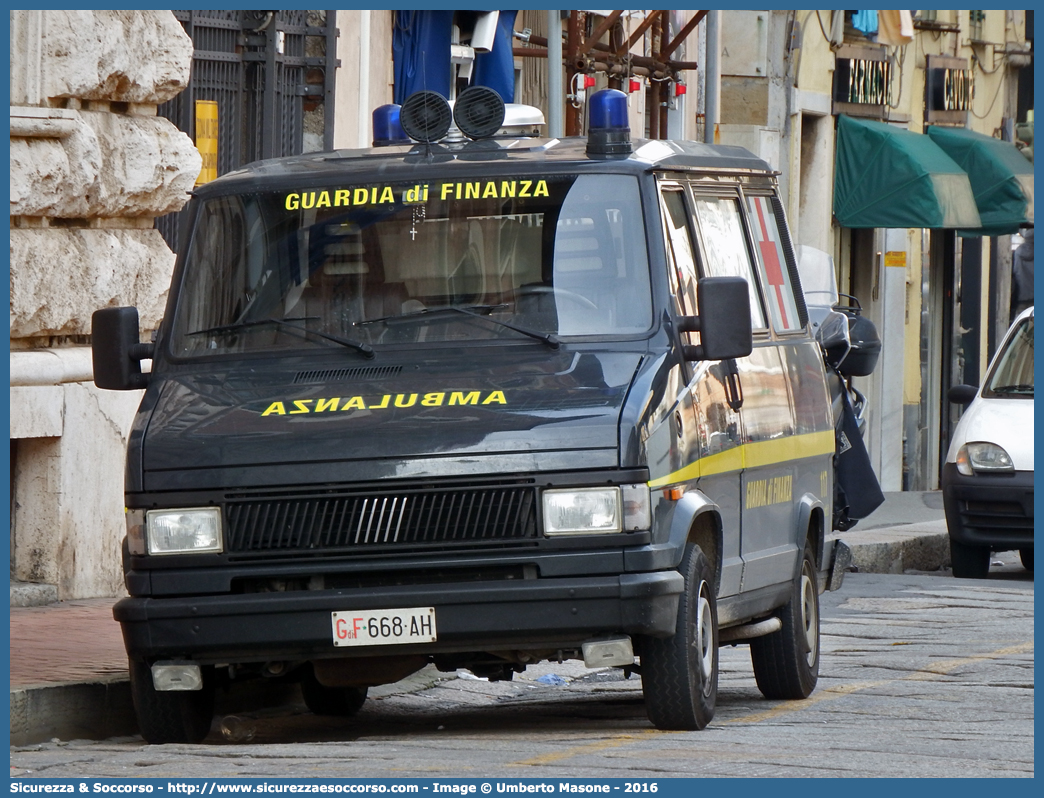 GdiF 668AH
Guardia di Finanza
Servizio Sanitario
Fiat Ducato I serie restyling
(variante)
Parole chiave: GdiF;G.D.F.;GDF;Guardia di Finanza;Ambulanza;Fiat;Ducato I serie restyling;668AH