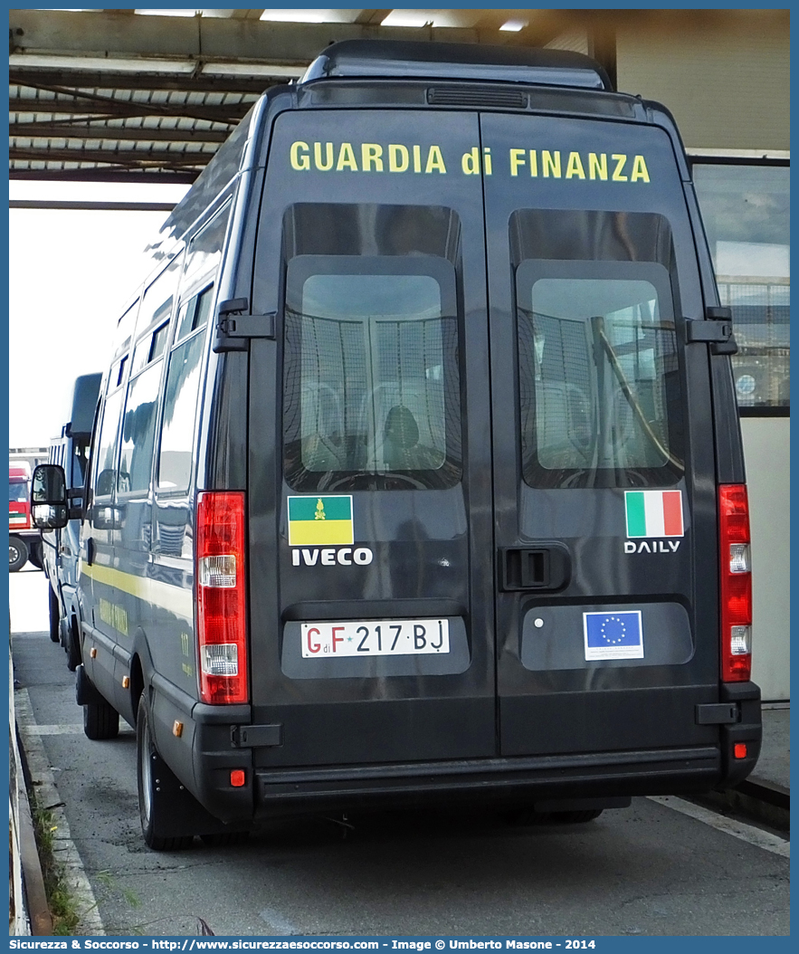 GdiF 217BJ
Guardia di Finanza
Iveco Daily 50C17 V serie
Parole chiave: GdiF;G.D.F.;GDF;Guardia;di;Finanza;Iveco;Daily;50C17