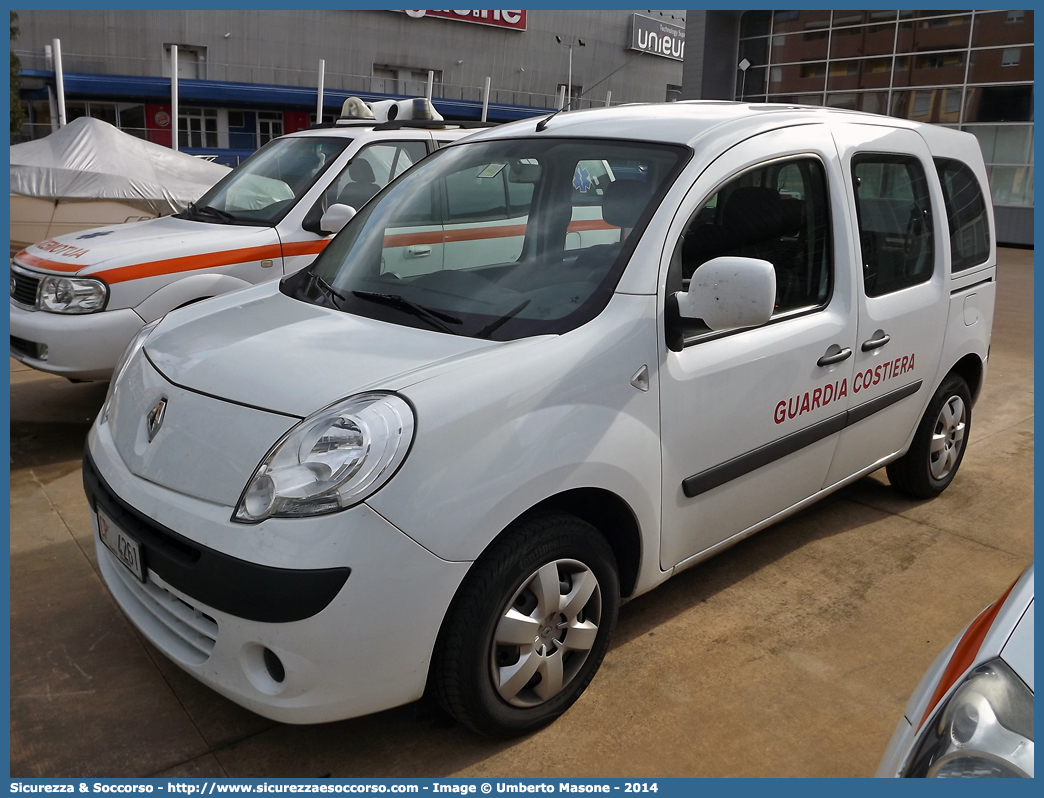 CP 4261
Corpo delle Capitanerie di Porto
Guardia Costiera 
Renault Kangoo III serie
Parole chiave: CP;C.P.;GC;G.C.;Guardia;Costiera;Capitaneria;Capitanerie;di;Porto;Renault;Kangoo