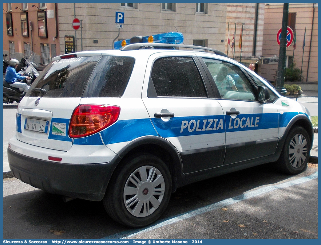 Polizia Locale YA141AD
Polizia Provinciale
Provincia di La Spezia
Fiat Sedici II serie
Allestitore Bertazzoni S.r.l.
Parole chiave: Polizia;Locale;Provinciale;La Spezia;Fiat;Sedici;YA141AD;YA 141 AD;Bertazzoni