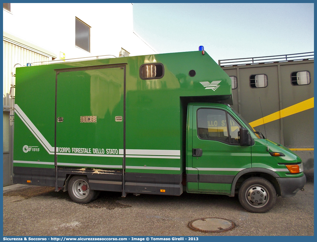 CFS 898AD
Corpo Forestale dello Stato
Reparto a Cavallo
Iveco Daily 50C15 III serie
(variante)
Parole chiave: Corpo;Forestale;Stato;Corpo Forestale dello Stato;CFS;C.F.S.;Reparto a Cavallo;Cavallo;Ippomontato;Iveco;Daily;50C15