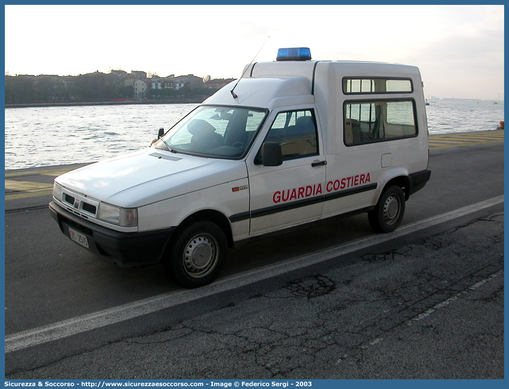 CP 2515
Corpo delle Capitanerie di Porto
Guardia Costiera
Fiat Fiorino II serie restyling
Parole chiave: Guardia Costiera;Capitaneria di Porto;Capitanerie di Porto;Fiat;Fiorino