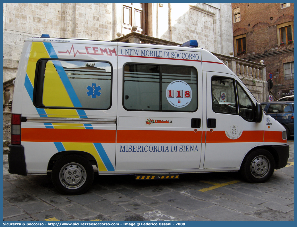 18
Misericordia di Siena
Fiat Ducato II serie
Allestitore Alessi e Becagli
Parole chiave: Misericordia;Misericordie;Siena;Fiat;Ducato;Alessi e Becagli;A&B;Ambulanza