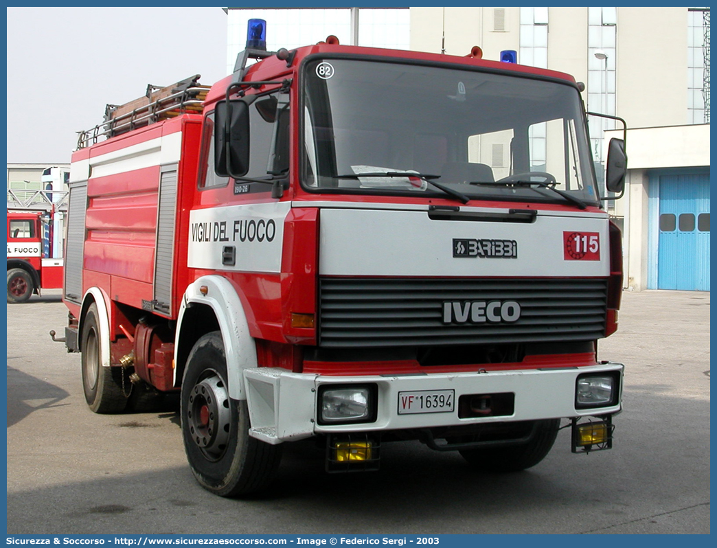 VF 16394
Corpo Nazionale Vigili del Fuoco
Iveco 190-26
Allestitore Baribbi S.p.A.
Parole chiave: Corpo;Nazionale;Vigili del Fuoco;Vigili;Fuoco;ABP;A.B.P.;AutoBottePompa;AutoBotte;Fiat;Iveco;190-26;190 - 26;Baribbi