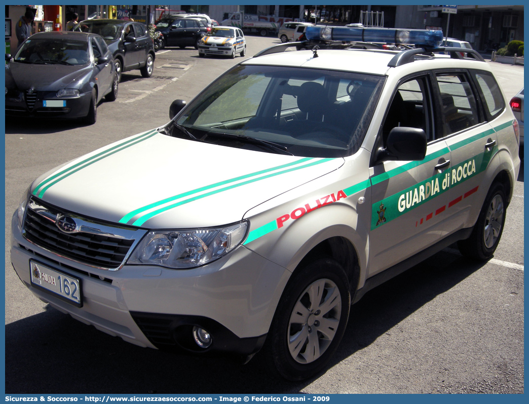 Polizia 162
Repubblica di San Marino
Guardia di Rocca
Subaru Forester V serie
Allestitore Focaccia Group S.r.l.
Parole chiave: Repubblica;San Marino;RSM;R.S.M.;Guardia di Rocca;Guardia;Rocca;Subaru;Forester;Focaccia