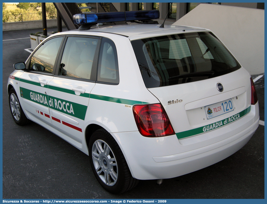 Polizia 120
Repubblica di San Marino
Guardia di Rocca
Fiat Stilo
(variante)
Parole chiave: Repubblica;San Marino;RSM;R.S.M.;Guardia di Rocca;Guardia;Rocca;Fiat;Stilo