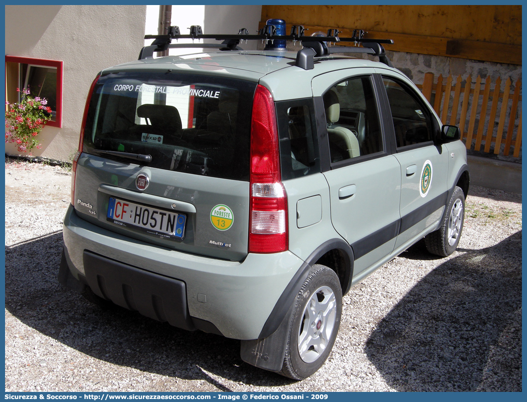 CF H05TN
Corpo Forestale
Provincia Autonoma di Trento
Fiat Nuova Panda 4x4 I serie
Parole chiave: CF;C.F.;TN;Corpo;Forestale;TrentoFiat;Nuova Panda;4x4