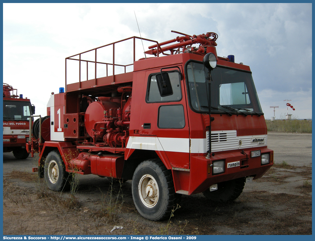 VF 16407
Corpo Nazionale Vigili del Fuoco
Nucleo Aeroportuale
Sirmac Rampini 524D 4x4 "Rambo"
Parole chiave: VF;VVF;V.F.;V.V.F.;Corpo;Nazionale;Vigili del Fuoco;Vigili;Fuoco;Sirmac;Rampini;524D;Rambo;Aeroportuale