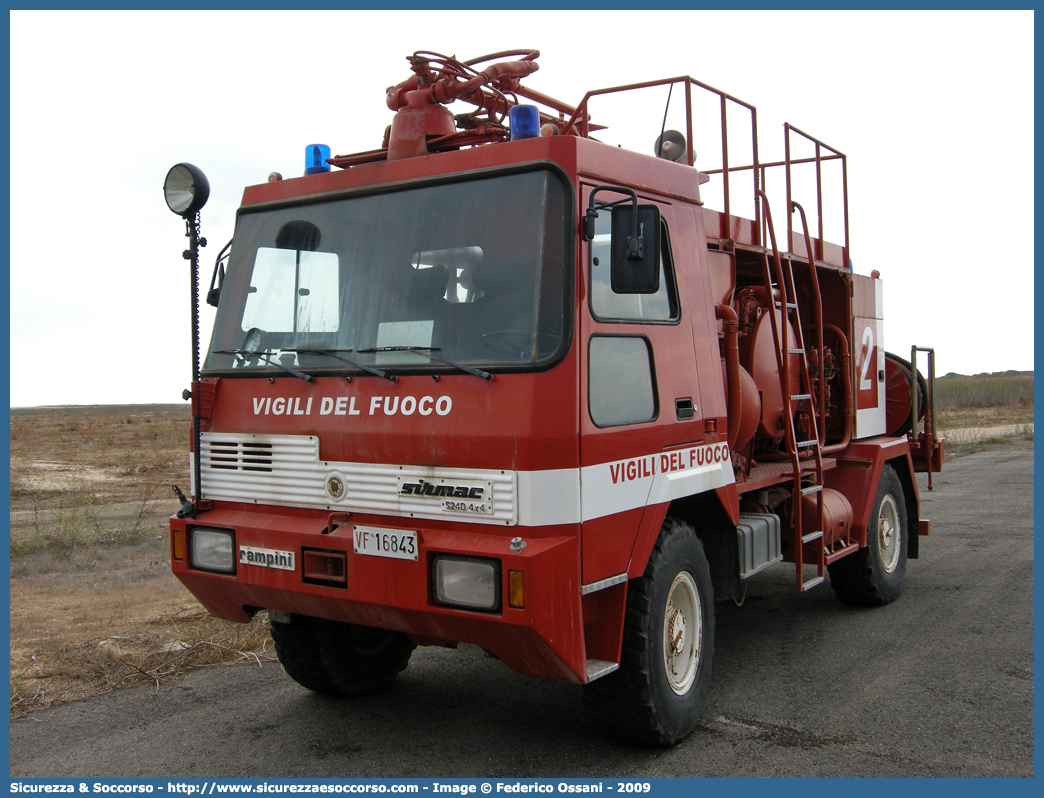 VF 16843
Corpo Nazionale Vigili del Fuoco
Nucleo Aeroportuale
Sirmac Rampini 524D 4x4 "Rambo"
Parole chiave: VF;VVF;V.F.;V.V.F.;Corpo;Nazionale;Vigili del Fuoco;Vigili;Fuoco;Sirmac;Rampini;524D;Rambo;Aeroportuale