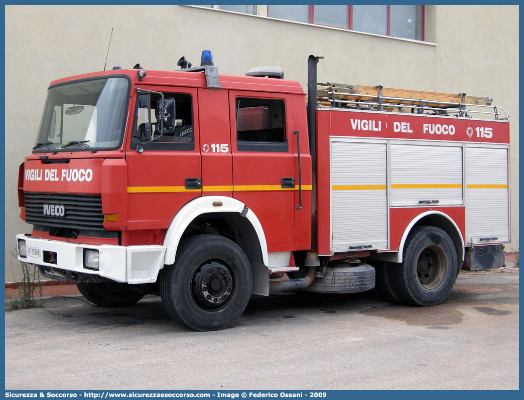 VF 15988
Corpo Nazionale Vigili del Fuoco
Iveco 190-26
Allestitore Baribbi S.p.A.
Parole chiave: VVF;V.V.F.;Corpo;Nazionale;Vigili;del;Fuoco;AutoPompaSerbatoio;APS;A.P.S.;Iveco;190;26;190-26;Baribbi