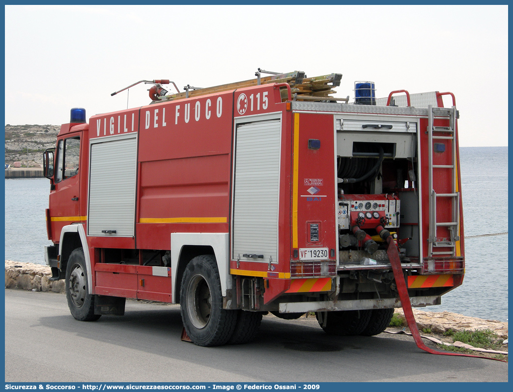 VF 19230
Corpo Nazionale Vigili del Fuoco
Mercedes Benz 1124
Allestitore BAI S.r.l.
Parole chiave: Corpo;Nazionale;Vigili del Fuoco;Vigili;Fuoco;ABP;A.B.P.;AutoBottePompa;AutoBotte;Mercedes Benz;1124;BAI;B.A.I.