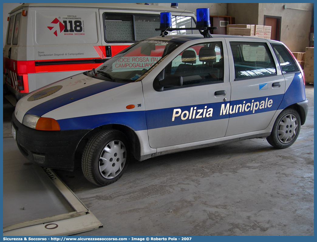 -
Polizia Municipale
Comune di Campogalliano
Fiat Punto I serie
Parole chiave: Polizia;Locale;Municipale;Campogalliano;Fiat;Punto