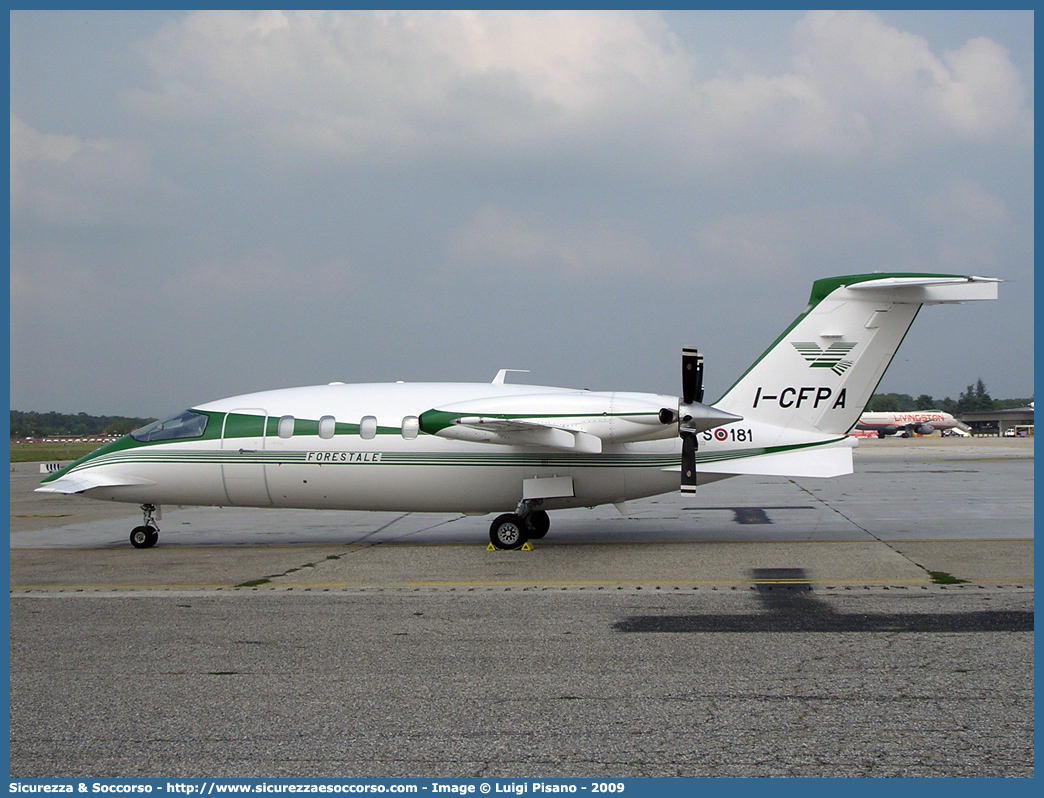 I-CPFA / CFS 181
Corpo Forestale
Servizio Aereo
Piaggio P180 Avanti
Parole chiave: Corpo;Forestale;Stato;Corpo Forestale dello Stato;CFS;C.F.S.;Servizio Aereo;Piaggio;P180 Avanti;CFS 181;I-CFPA