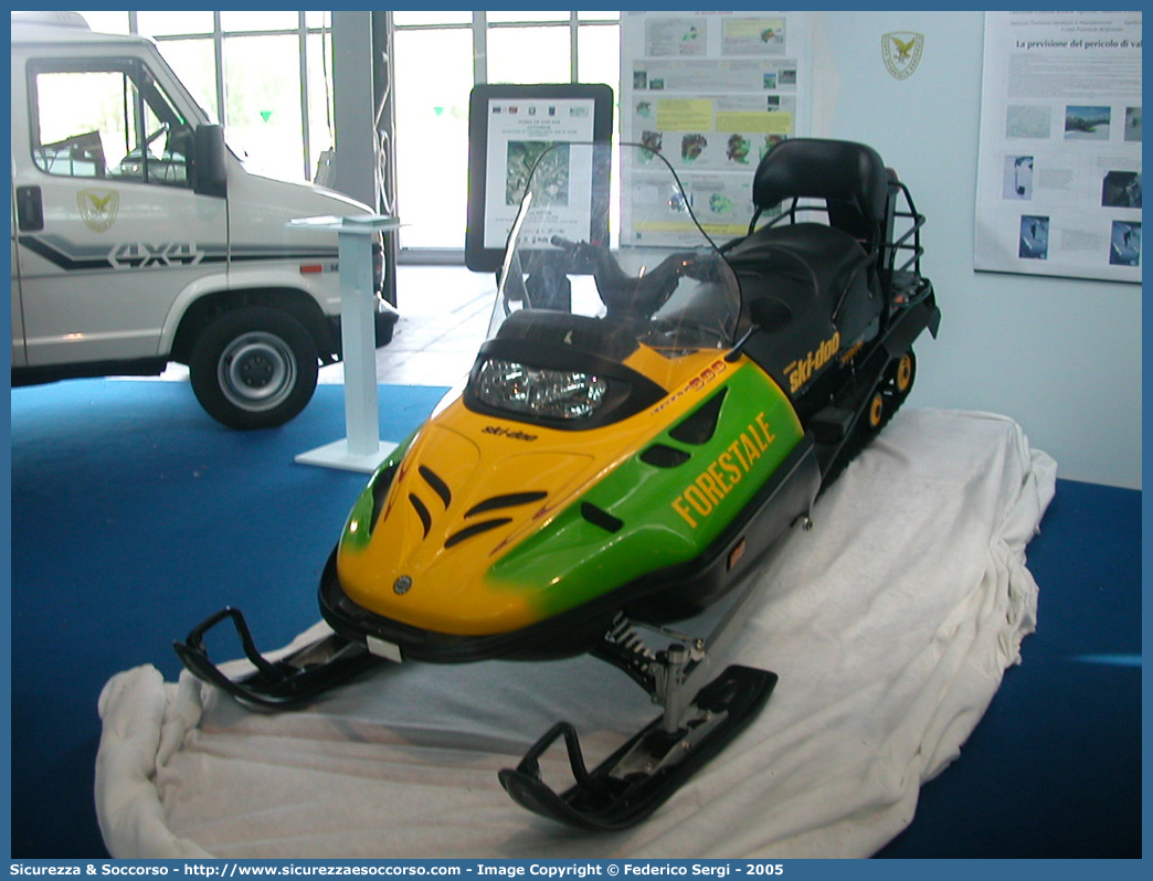 -
Corpo Forestale 
Regione Friuli Venezia Giulia
Ski Doo Skandic 600
Parole chiave: Corpo;Forestale;Friuli Venezia Giulia;CFFVG;C.F.F.V.G.;Ski Doo;Skandic 600