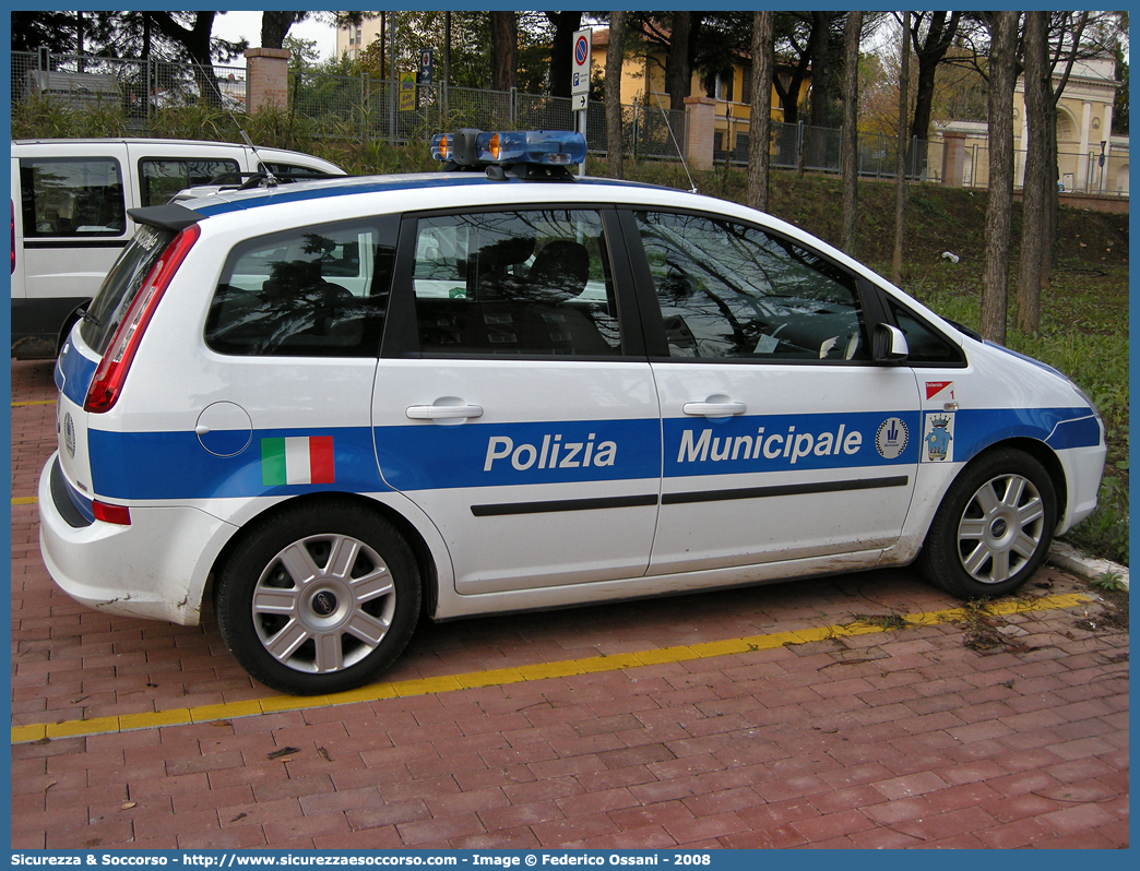 -
Polizia Municipale
Comune di Solarolo
Ford C-Max I serie
Parole chiave: Polizia;Locale;Municipale;Solarolo;Ford;C-Max;C - Max;C;Max