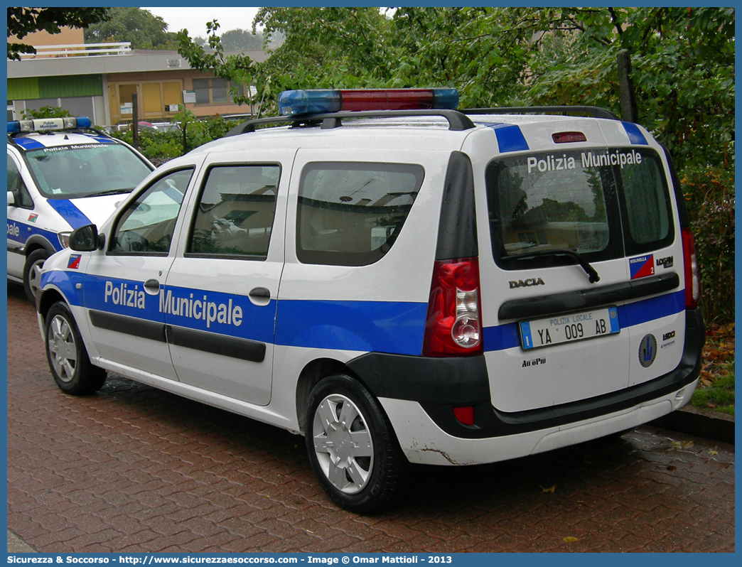 Polizia Locale YA009AB
Polizia Municipale
Comune di Molinella
Dacia Logan MCV I serie
Allestitore Bertazzoni S.r.l.
Parole chiave: Polizia;Locale;Municipale;Molinella;Dacia;Logan;MCV;SW;S.W.;Station;Wagon;Bertazzoni;YA009AB;YA 009 AB