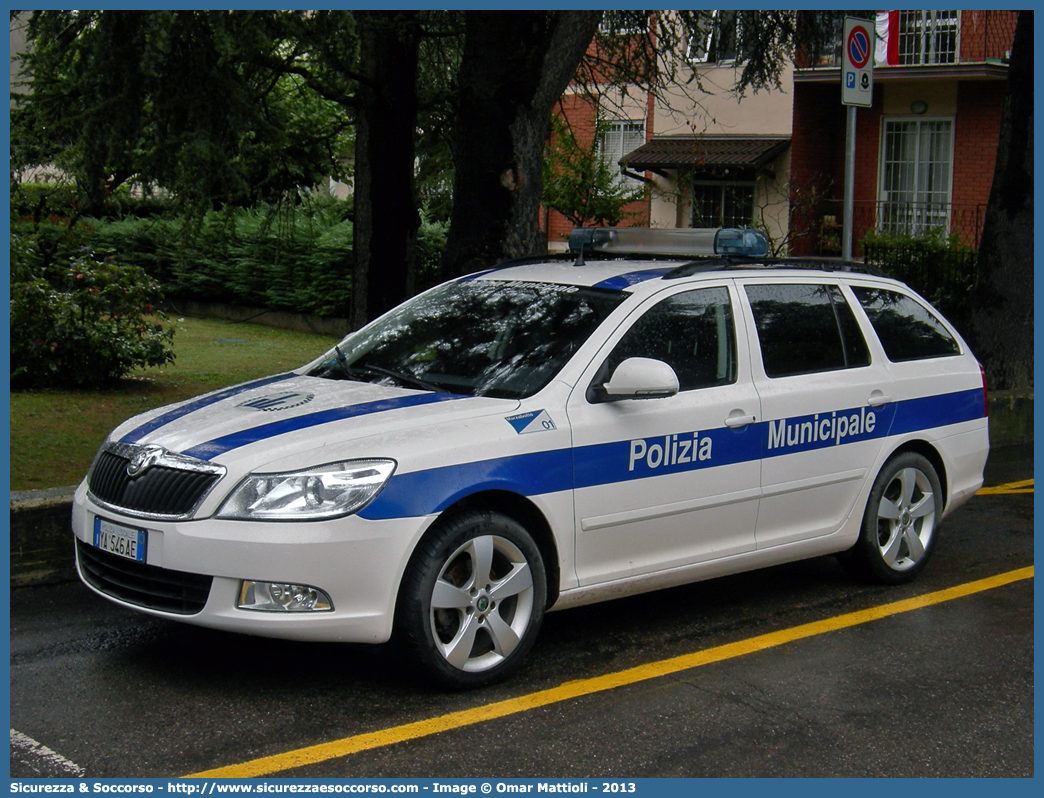 Polizia Locale YA546AE
Polizia Municipale
Comune di Marzabotto
Skoda Octavia Wagon III serie
Allestitore Focaccia Group S.r.l.
Parole chiave: Polizia;Locale;Municipale;Marzabotto;Skoda;Octavia;Station;Wagon;SW;S.W.;4x4;4 x 4;Focaccia;YA546AE;YA 546 AE