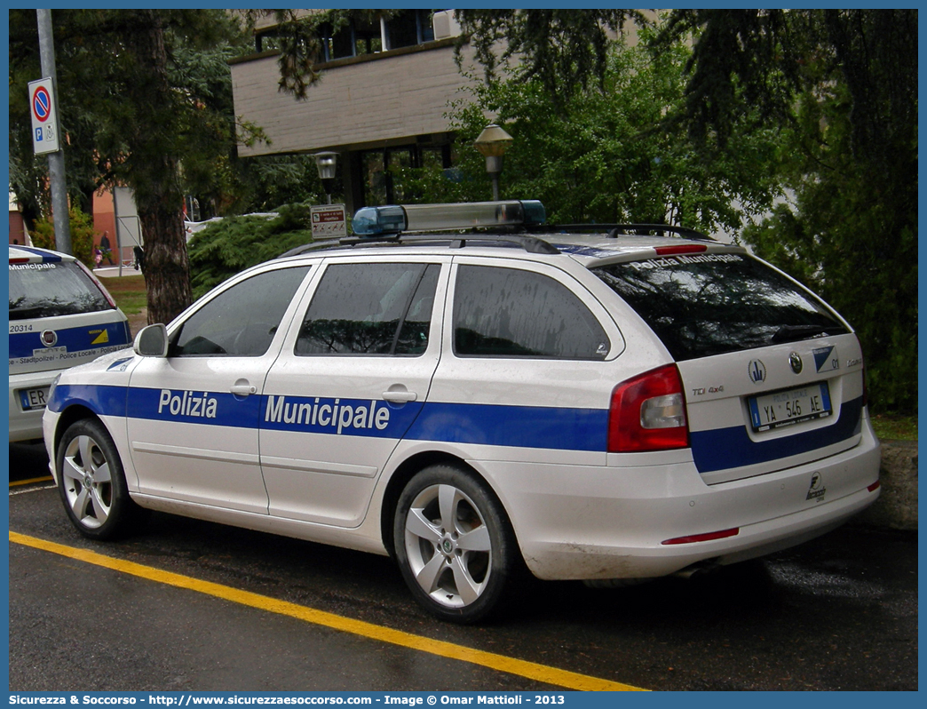 Polizia Locale YA546AE
Polizia Municipale
Comune di Marzabotto
Skoda Octavia Wagon III serie
Allestitore Focaccia Group S.r.l.
Parole chiave: Polizia;Locale;Municipale;Marzabotto;Skoda;Octavia;Station;Wagon;SW;S.W.;4x4;4 x 4;Focaccia;YA546AE;YA 546 AE