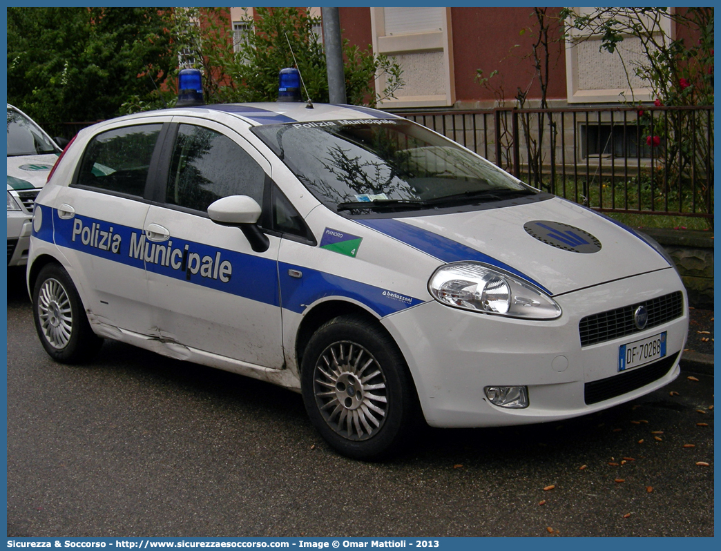 -
Polizia Municipale
Comune di Pianoro
Fiat Grande Punto
Allestitore Bertazzoni S.r.l.
Parole chiave: Polizia;Locale;Municipale;Pianoro;Fiat;Grande Punto;Bertazzoni