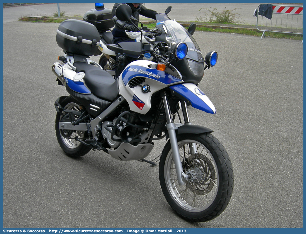 -
Polizia Municipale
Comune di Sassuolo
Bmw F650GS
Parole chiave: Polizia;Locale;Municipale;Sassuolo;Bmw;F650GS;F 650 GS;F650 GS;F 650GS