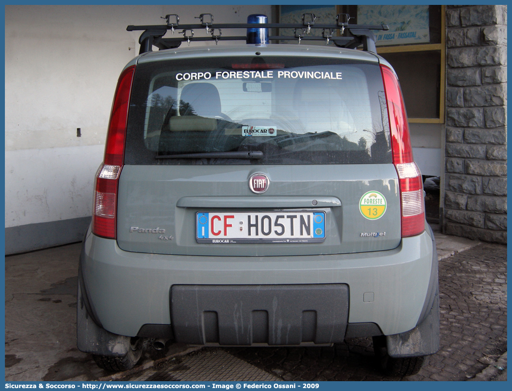 CF H05TN
Corpo Forestale
Provincia Autonoma di Trento
Fiat Nuova Panda 4x4 I serie
Parole chiave: CF;C.F.;TN;Corpo;Forestale;TrentoFiat;Nuova Panda;4x4