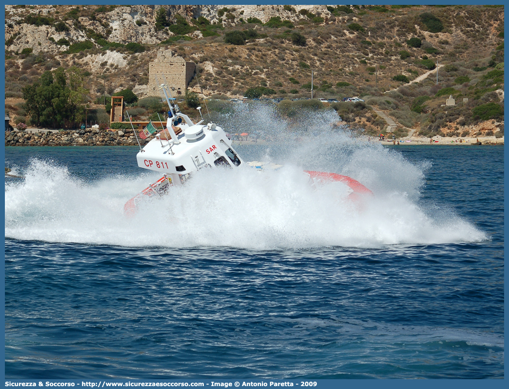 CP 811
Corpo delle Capitanerie di Porto
Guardia Costiera
Vedetta Costiera Classe 802
Cantieri Navali CodecasaDue S.p.A.
Parole chiave: CP;C.P.;G.C.;GC;Guardia;Costiera;Capitaneria;Capitanerie;Porto;Vedetta;Vedette;Costiera;Costiere;Classe;802;CodecasaDue