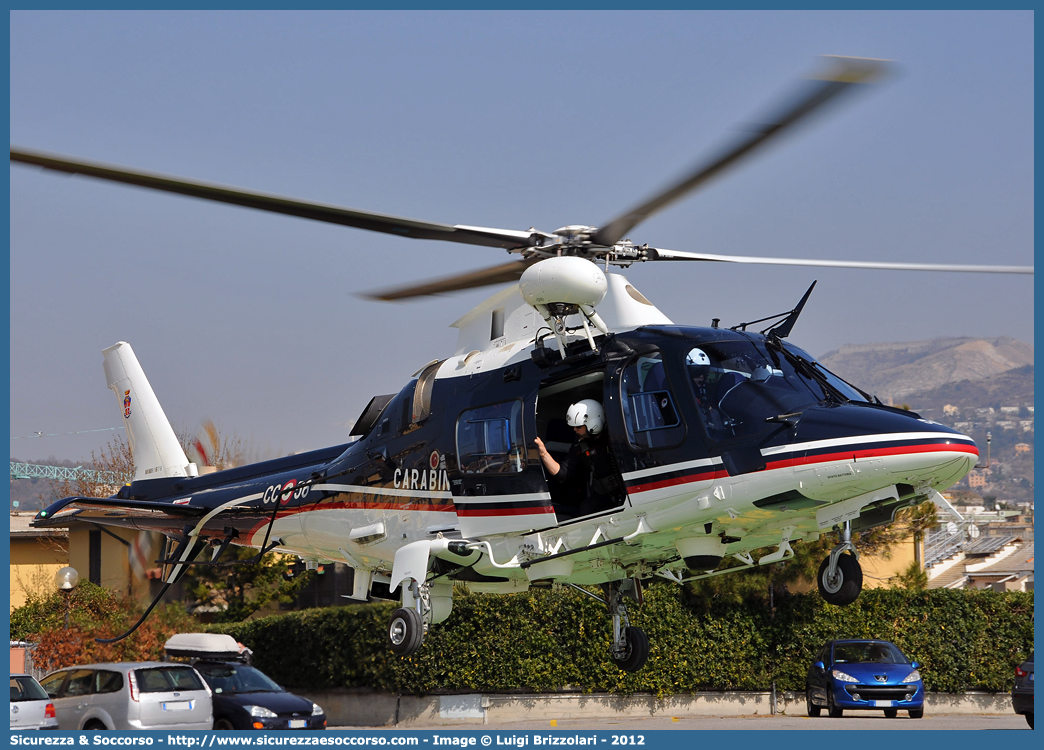 MM81678 / CC 56
Arma dei Carabinieri
Raggruppamento Carabinieri Aeromobili
Agusta Westland AW109N Nexus
Parole chiave: CC;C.C.;Arma;Carabinieri;Raggruppamento;Aeromobili;Agusta;Westland;AgustaWestland;AW109N;AW;109;109N;Nexus