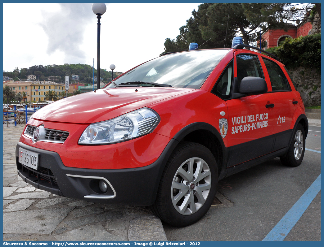 VF 26103
Vigili del Fuoco
Regione Autonoma Valle d'Aosta
Fiat Sedici II serie
Parole chiave: VF;V.F.;Vigili;Fuoco;Regione;Autonoma;Valle;Aosta;Fiat;Sedici