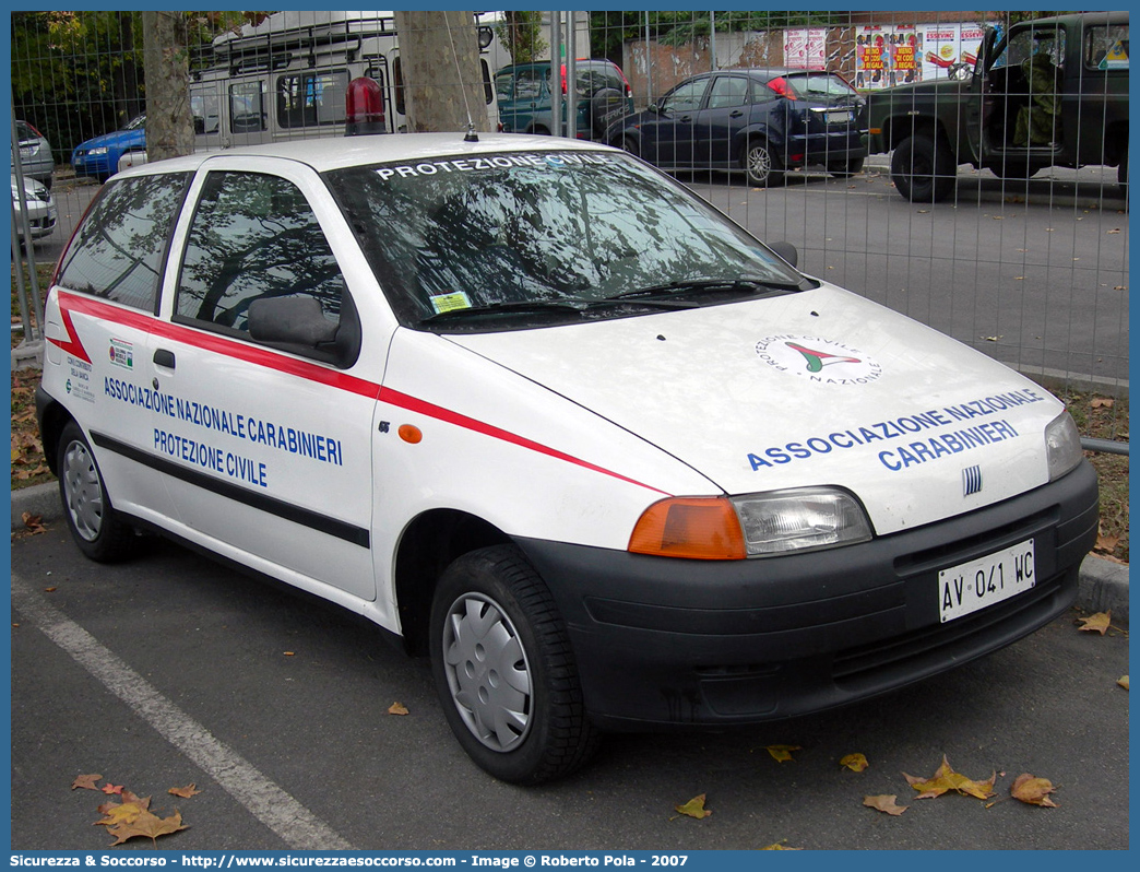 -
Associazione Nazionale Carabinieri
Sassuolo
Fiat Punto I serie
(variante)
Parole chiave: ANC;A.N.C.;Associazione;Nazionale;Carabinieri;Fiat;Punto;Sassuolo