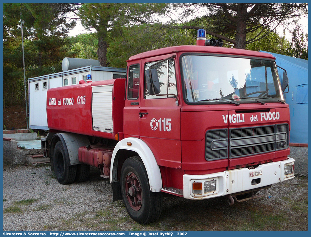 VF 10842
Corpo Nazionale Vigili del Fuoco
OM 155
Allestitori Baribbi S.p.A.
Parole chiave: Corpo;Nazionale;Vigili del Fuoco;Vigili;Fuoco;ABP;A.B.P.;AutoBottePompa;AutoBotte;OM;155;Baribbi