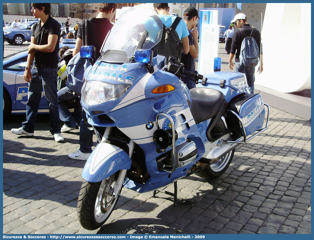 Polizia G0848
Polizia di Stato
Polizia Stradale
Bmw R850RT II serie
Parole chiave: Polizia di Stato;Polizia;PS;Polizia Stradale;BMW;R850;RT;G0848