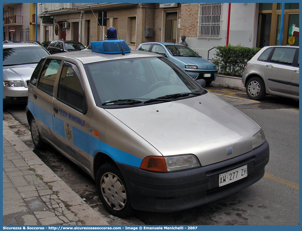 -
Polizia Municipale
Comune di Lavello
Fiat Punto I serie
Parole chiave: Polizia;Locale;Municipale;Lavello;Fiat;Punto