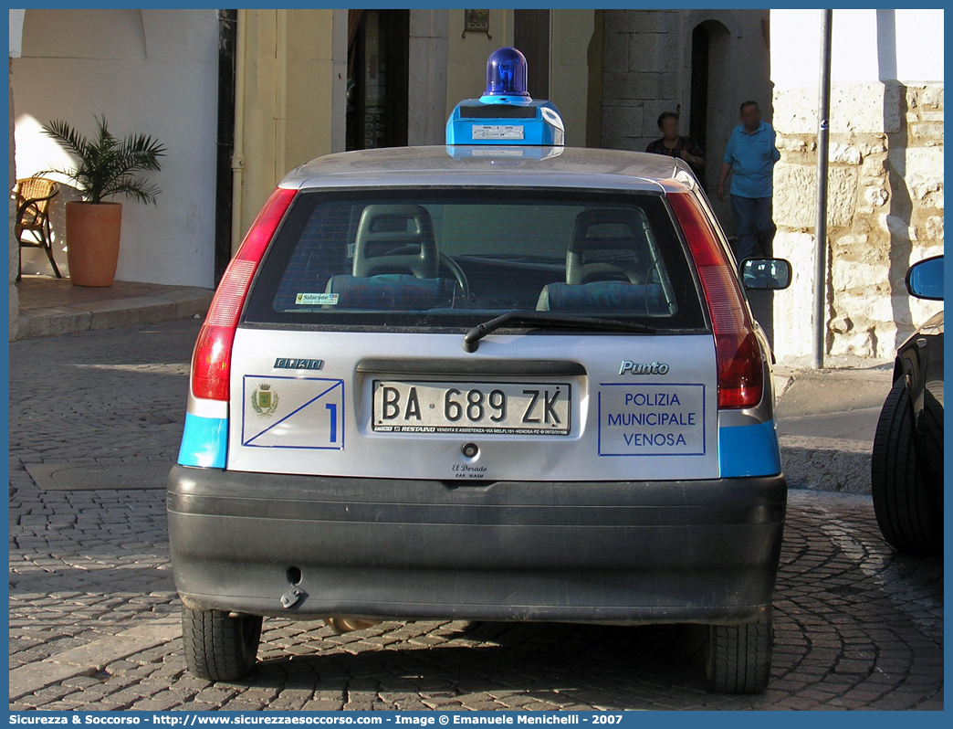 -
Polizia Municipale
Comune di Venosa
Fiat Punto I serie
Parole chiave: Polizia;Locale;Municipale;Venosa;Fiat;Punto