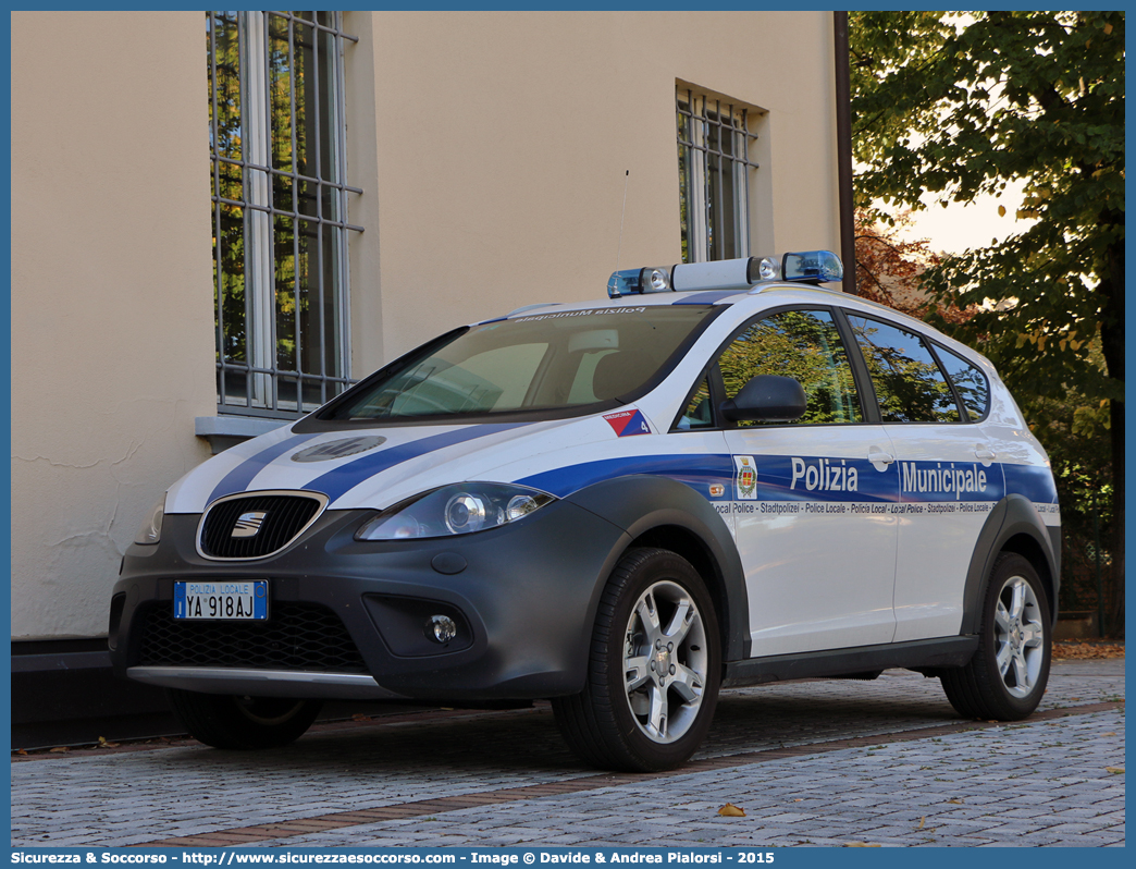 Polizia Locale YA918AJ
Polizia Municipale
Comune di Medicina
Seat Altea Freetrack
Allestitore Focaccia Group S.r.l.
Parole chiave: Polizia;Locale;Municipale;Medicina;Seat;Altea;Freetrack;Focaccia;YA918AJ;YA 918 AJ